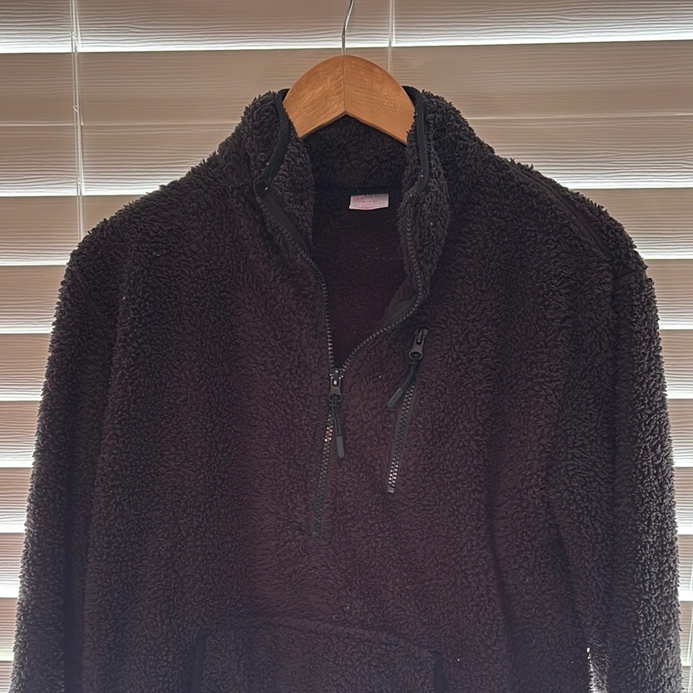 Warm Black Sherpa Pullover